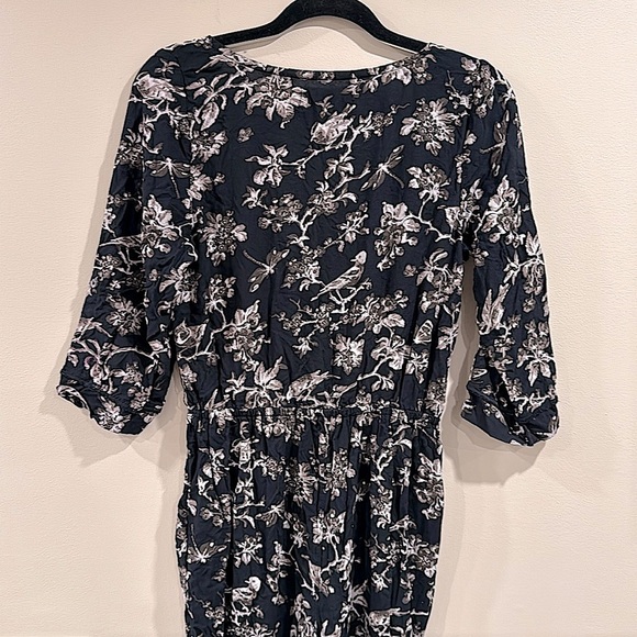 🔥Abercrombie & Fitch Black and Cream Floral Jumpsuit🔥 - Picture 5 of 6